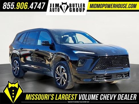 Used 2025 Buick Enclave Sport Touring image 10