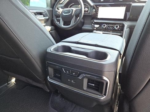 New 2026 GMC Sierra 1500 Denali AWD/4WD image 27