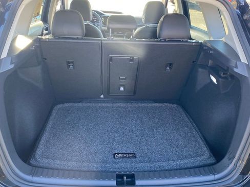 Used 2024 Volkswagen Taos SEL image 8