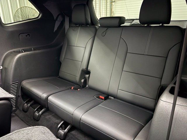Used 2024 GMC Acadia Elevation w/ LPO, Floor Liner Package FWD image 18