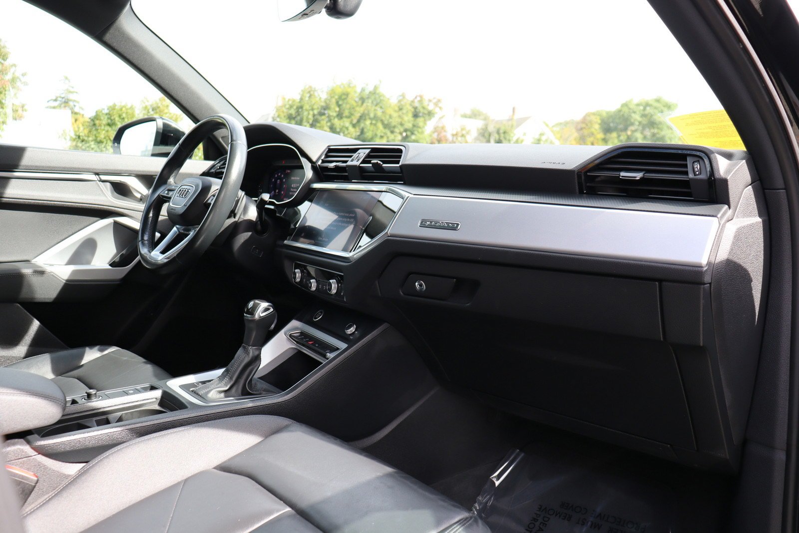 Used 2021 Audi Q3 2.0T Premium w/ Convenience Package AWD/4WD image 20