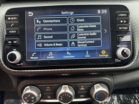 Used 2024 Nissan Kicks SV FWD image 19
