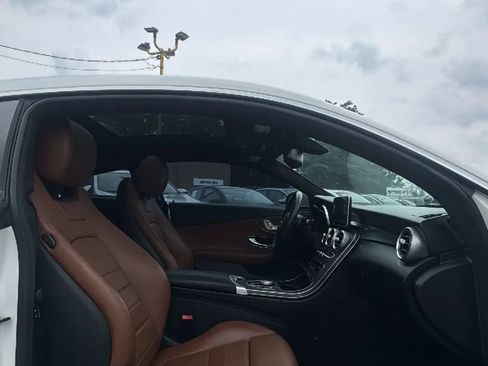 Used 2018 Mercedes-Benz C 300 Coupe image 19