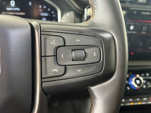 Used 2023 GMC Sierra 1500 AT4 w/ AT4 Premium Package AWD/4WD image 16