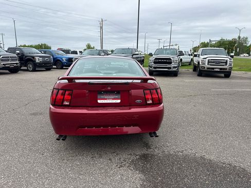 Used 2003 Ford Mustang Coupe RWD image 4
