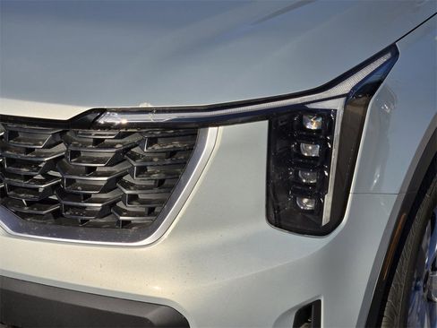 New 2026 Kia Sorento LX image 8