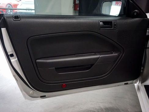 Used 2007 Ford Mustang GT image 16