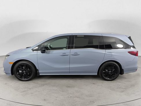 Certified 2024 Honda Odyssey Sport image 8