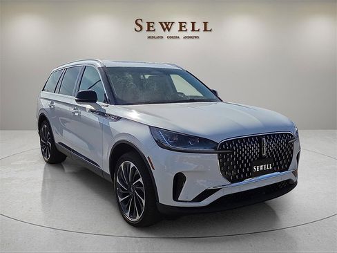 New 2025 Lincoln Aviator Reserve w/ Equipment Group 201A image 6