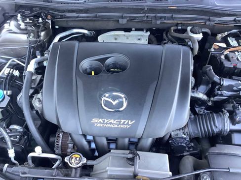 Used 2014 MAZDA MAZDA3 i Touring FWD image 9