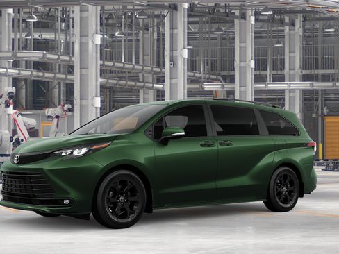 New 2026 Toyota Sienna XLE Woodland Edition AWD/4WD image 2