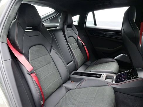 New 2026 Porsche Panamera GTS image 14