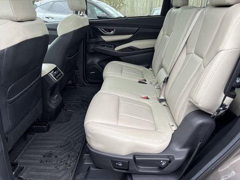 Used 2022 Subaru Ascent Limited w/ Technology Package image 26