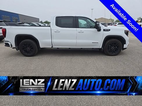 Used 2025 GMC Sierra 1500 Elevation w/ Preferred Package AWD/4WD image 1