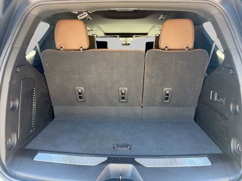 Used 2023 Chevrolet Tahoe High Country w/ Advanced Technology Package image 7