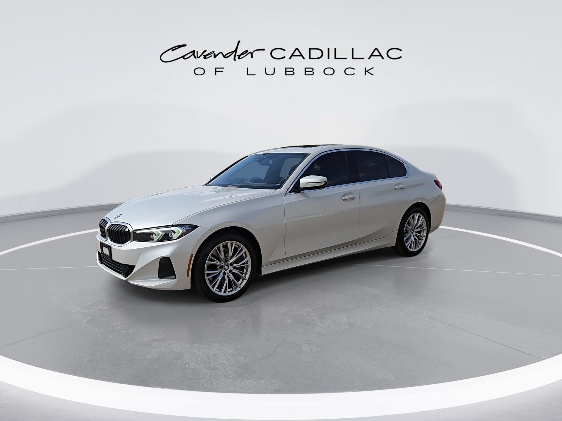 Used 2024 BMW 330i Sedan RWD image 4