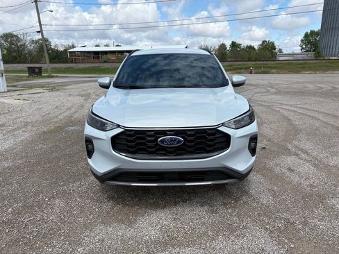 Used 2025 Ford Escape ST-Line Select AWD/4WD image 8