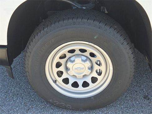 New 2025 Chevrolet Silverado 1500 W/T w/ Trailering Package image 9