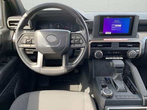 Used 2025 Toyota Tacoma SR5 image 26