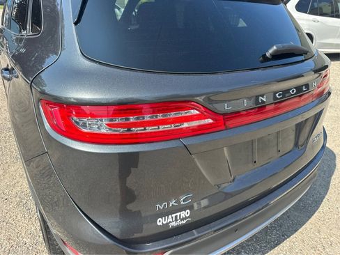 Used 2018 Lincoln MKC Premiere image 23
