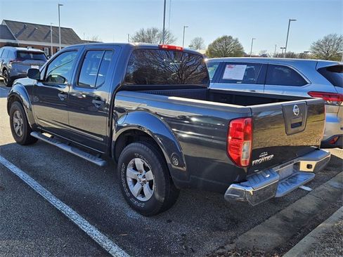 Used 2012 Nissan Frontier SV image 7