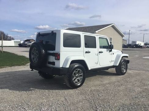 Used 2015 Jeep Wrangler Unlimited Rubicon w/ Connectivity Group image 3