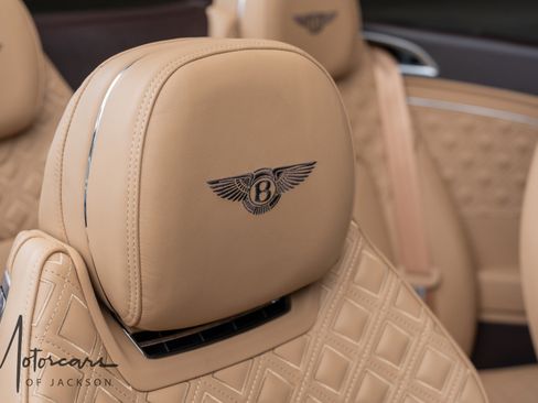 Used 2021 Bentley Continental GT V8 AWD/4WD image 21