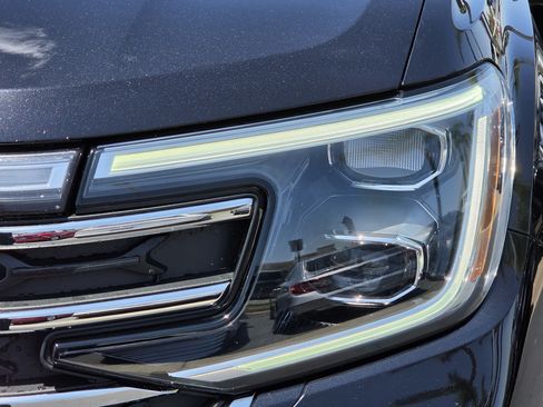 Certified 2024 Volkswagen Atlas SE AWD/4WD image 6