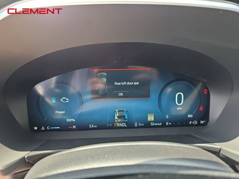 New 2025 Ford Escape SE w/ PHEV Premium Package image 16