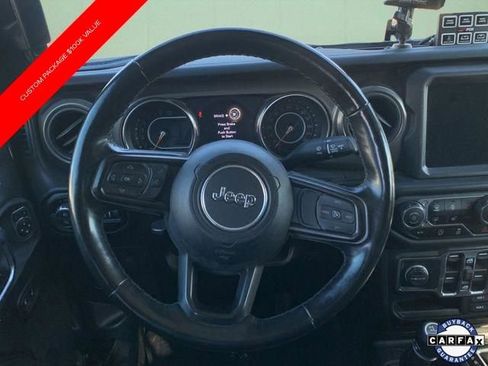 Certified 2022 Jeep Gladiator Mojave AWD/4WD image 34
