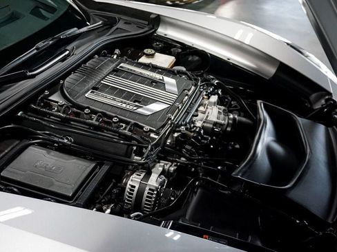 Used 2016 Chevrolet Corvette Z06 w/ 3LZ Preferred Equipment Group RWD image 12