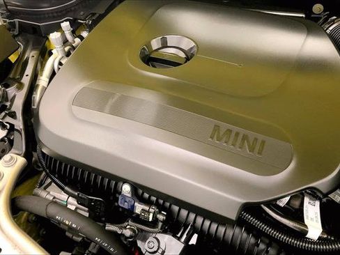 Certified 2025 MINI Cooper S image 31