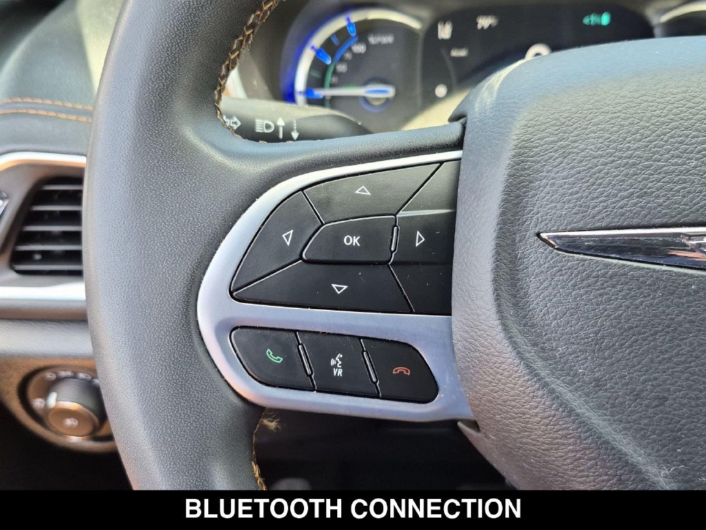Used 2023 Chrysler Pacifica Pinnacle FWD image 18