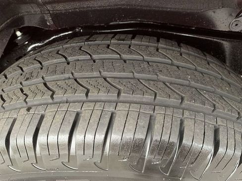 Certified 2022 Toyota 4Runner TRD Off-Road Premium image 37