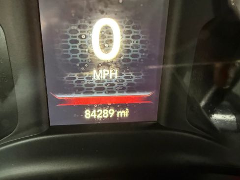 Used 2020 RAM 3500 Tradesman w/ Chrome Appearance Group image 24