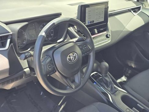 Used 2024 Toyota Corolla LE w/ LE Convenience Package FWD image 7