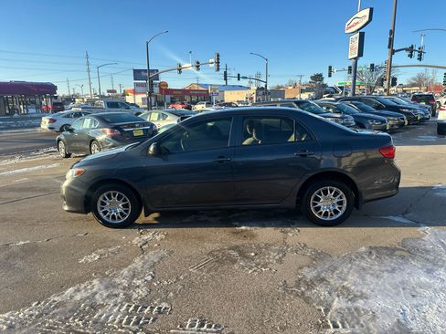 Used 2010 Toyota Corolla LE image 6