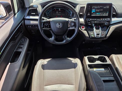 Used 2019 Honda Odyssey Elite image 14