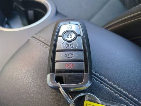 Used 2025 Ford Mustang GT RWD image 25