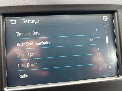 Used 2018 Chevrolet Equinox LT image 36