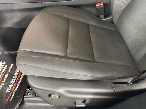 Used 2025 Dodge Durango GT AWD/4WD image 11