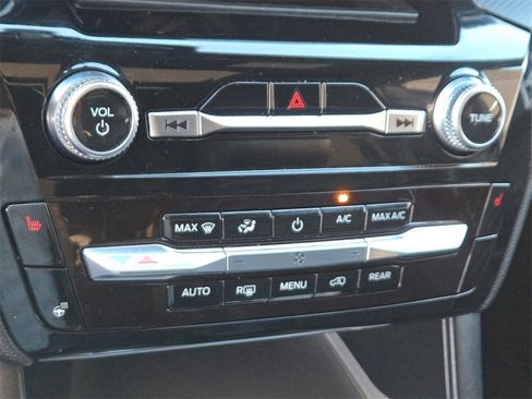 Used 2023 Ford Explorer ST-Line w/ Class IV Trailer Tow Package image 20