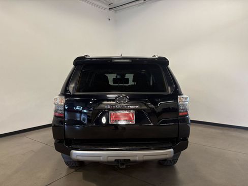 Used 2024 Toyota 4Runner TRD Off-Road Premium w/ Moonroof Package AWD/4WD image 4