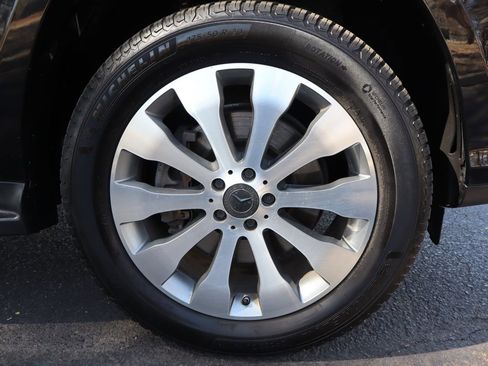 Used 2017 Mercedes-Benz GLS 450 4MATIC image 48