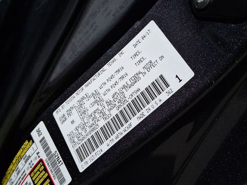 Used 2017 Toyota Tacoma SR5 w/ Tow Package AWD/4WD image 30