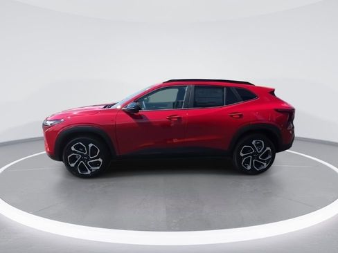 New 2026 Chevrolet Trax RS w/ Driver Confidence Package FWD image 5