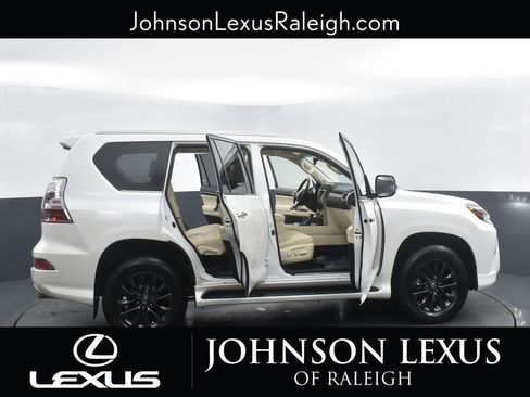 Used 2020 Lexus GX 460 Premium image 28