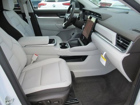 New 2026 GMC Terrain Denali AWD/4WD image 10