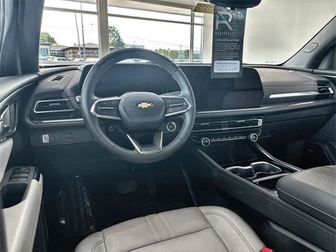 Certified 2024 Chevrolet Traverse RS image 22