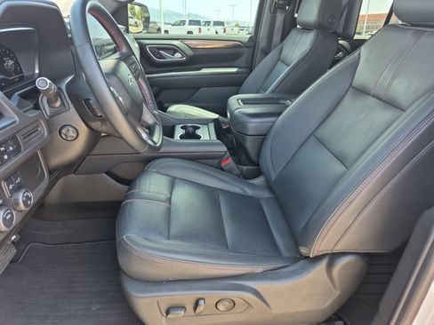 Used 2023 Chevrolet Tahoe RST w/ Luxury Package AWD/4WD image 17
